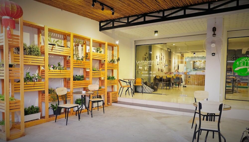 Фото Youth Hostel