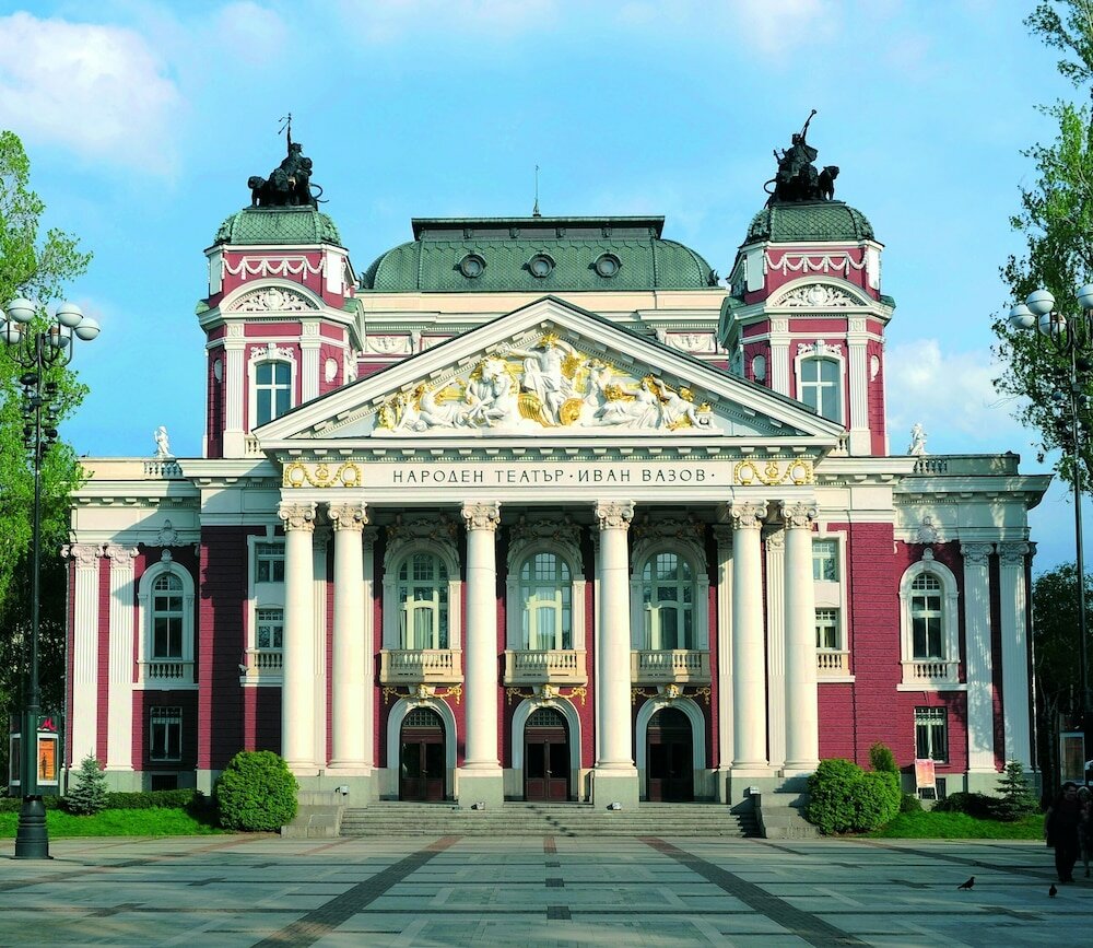 Фото отеля 1