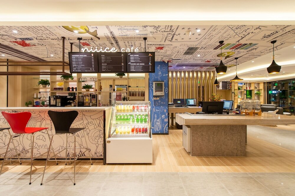 Фото Ibis Dalian Xinghai Park