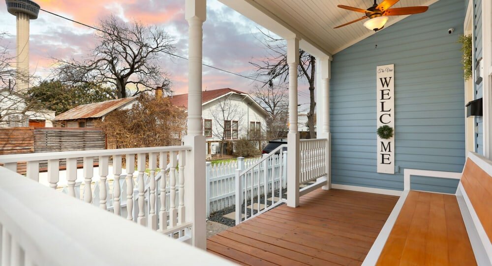 Фото The View - Walking Distance Tower America Downtown