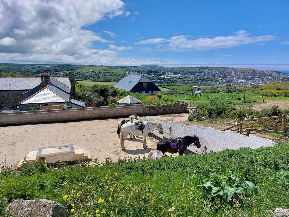 Фото Wesley House Holiday Cottages