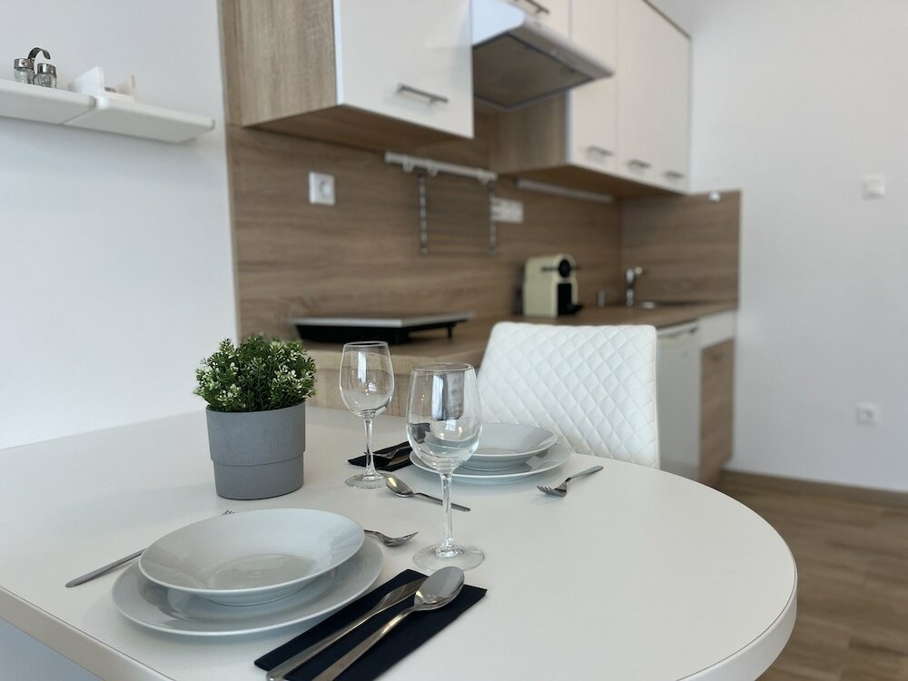 Фото Camille Apartments