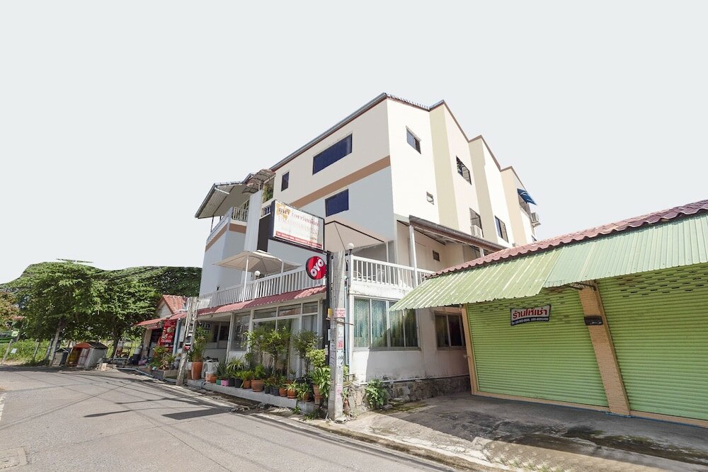 Фото Oyo 1165 Uma Apartment