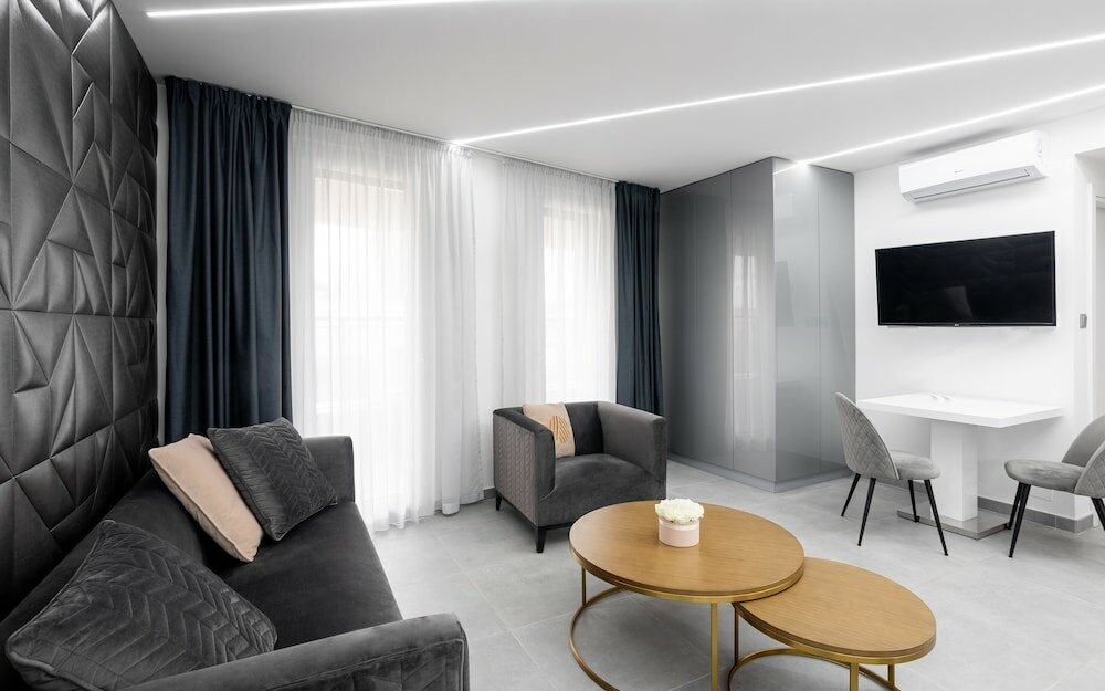 Фото Avand Apartments Debrecen