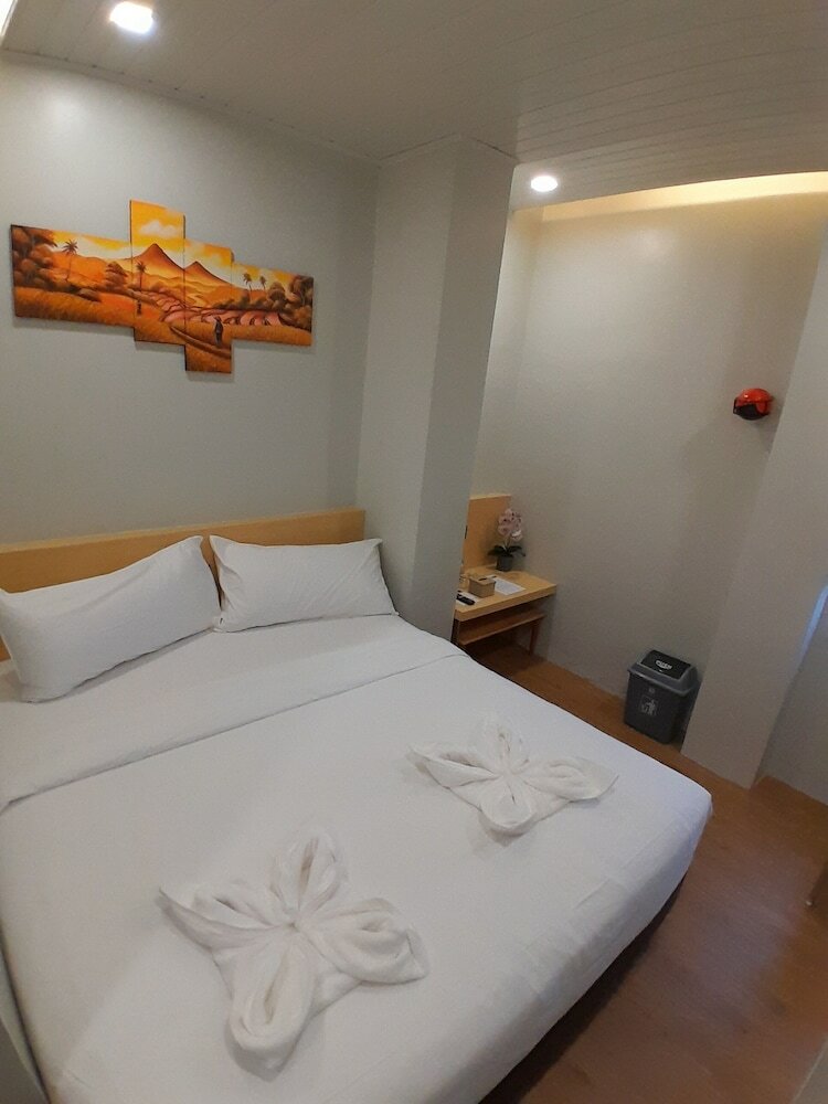 Фото TravelBiz Hotel