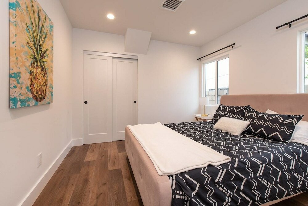 Фото Newly Remodeled 3 Bdr House Near Dodgers Stadium