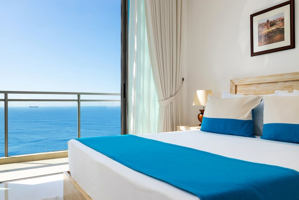 Фото Oceanfront Condominiums Galle