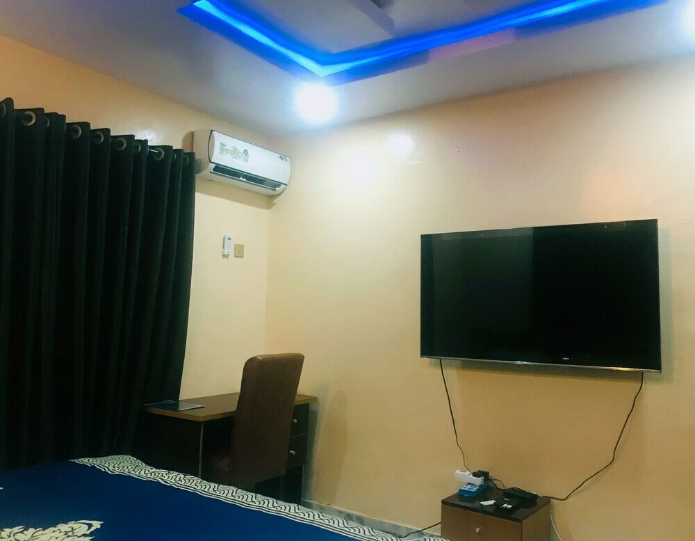 Фото Umbrella Properties Eleyele Ibadan