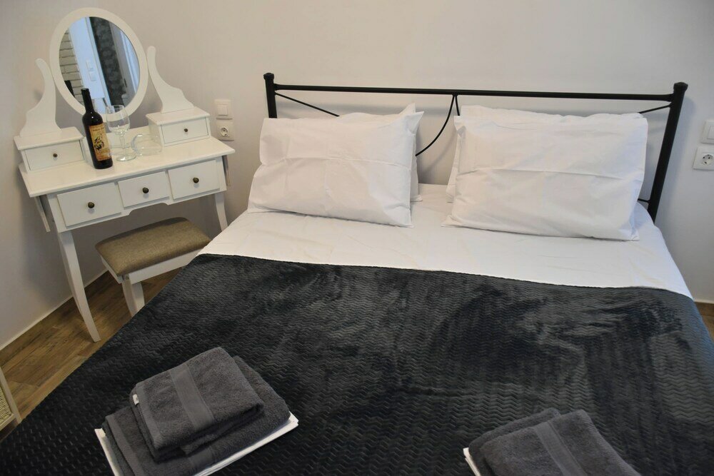 Фото Amazing Traditional Stone house Skiathos