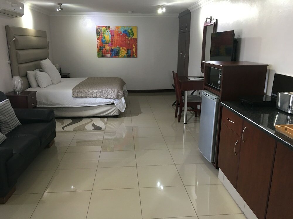 Фото The Meritus