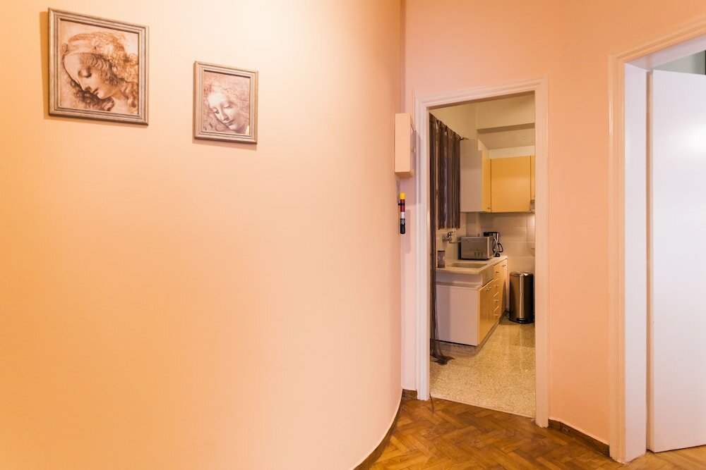 Фото Charming Acropolis Metro Station Apartment, Clean And Cozy
