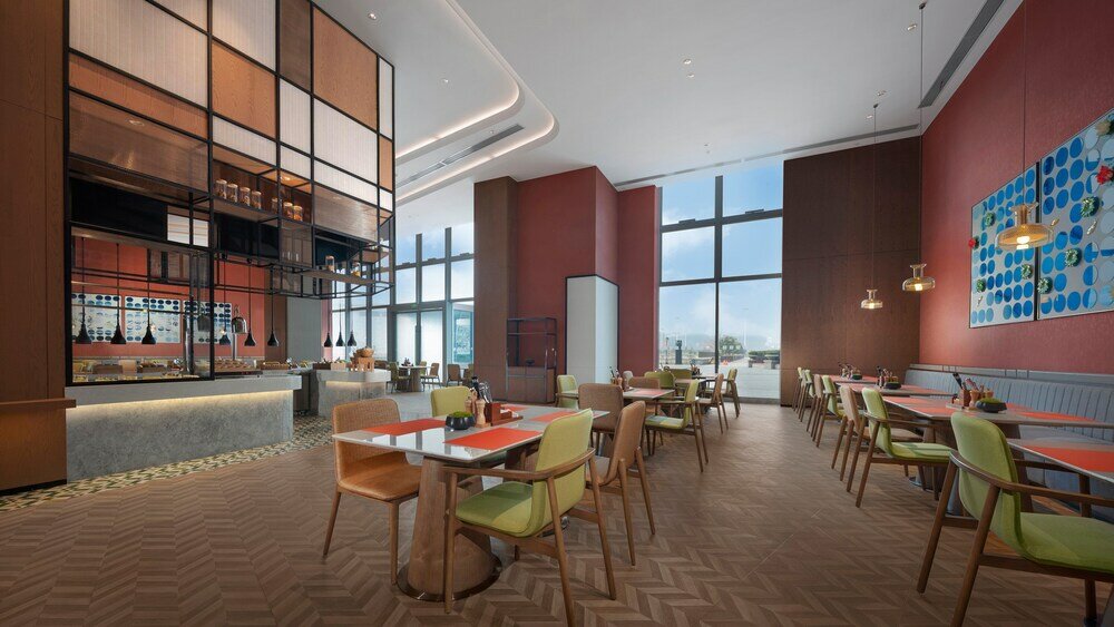 Фото Holiday Inn Hotel And Suites Wuhan New City, An Ihg Hotel