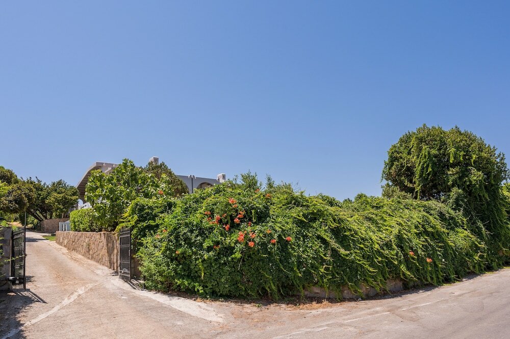 Фото Hilltopanorama