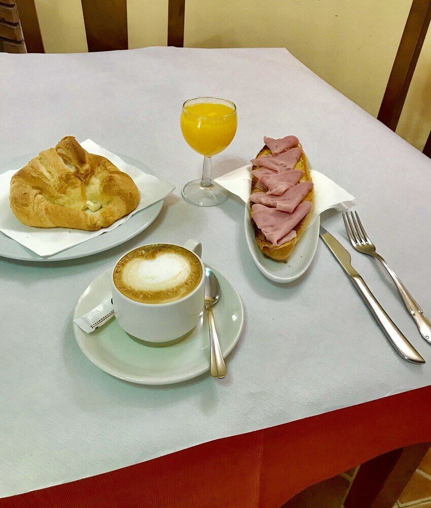 Фото Hostal Sorbas