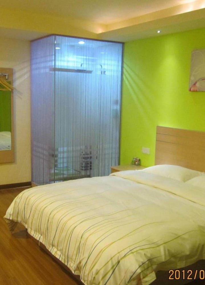 Фото Heng 8 Hotel Tonglu South Yingchun Road