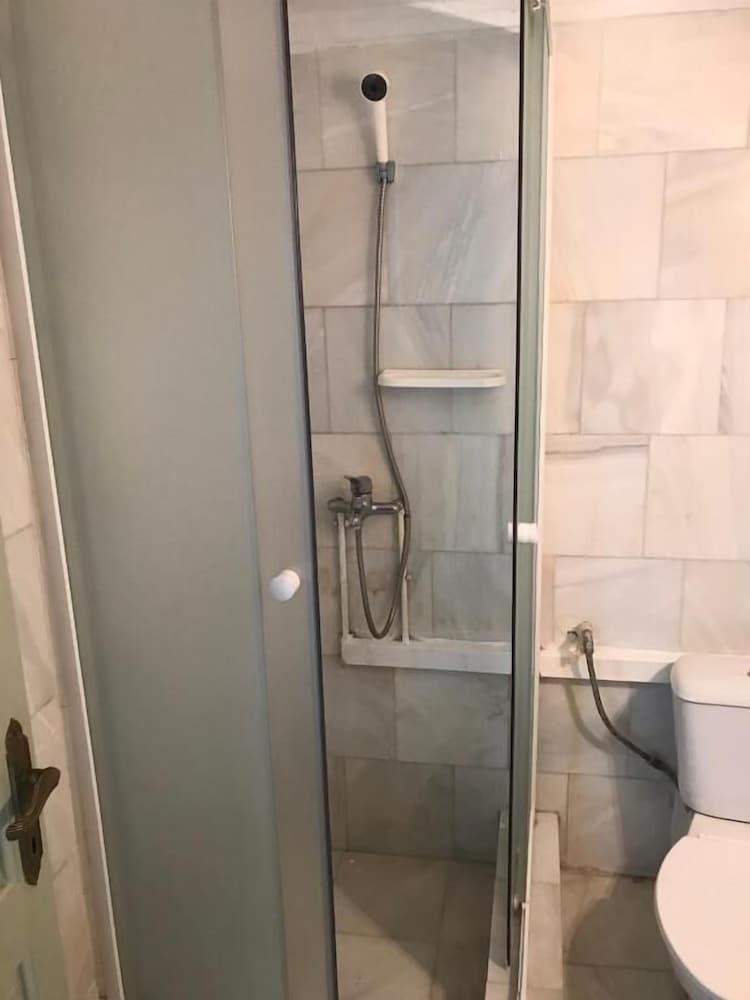 Фото Angela - Zoi Rooms