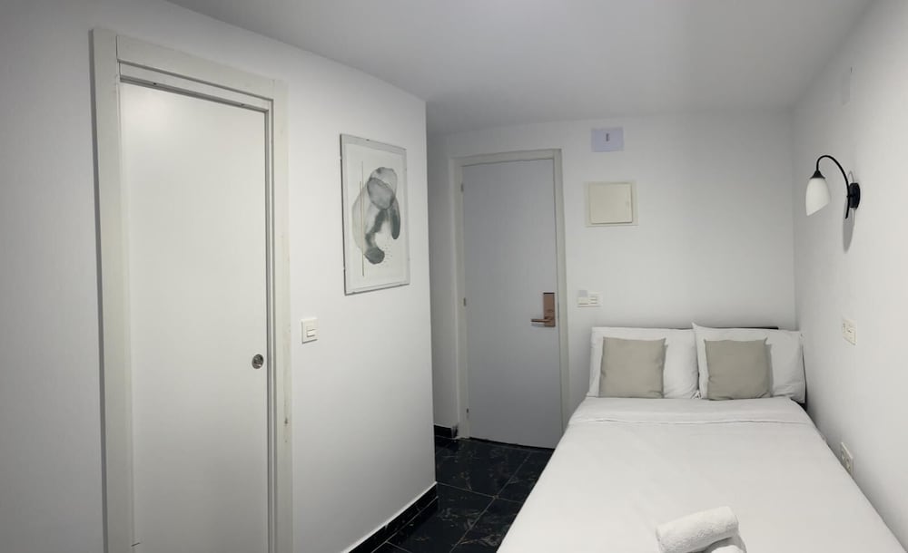 Фото SL Hostel Marbella