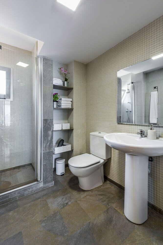 Фото Beautiful 2 Bd House With Terrace & Views to the Beach Pedregalejo