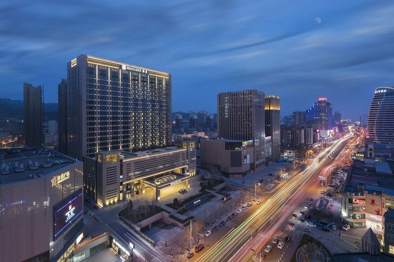 Гостиница Hualuxe Hotels & Resorts Zhangjiakou, an Ihg Hotel в Чжанцзякоу