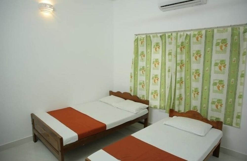 Фото Hôtel St Anne