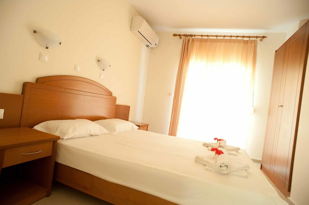 Фото Semiramis Suites