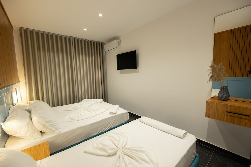 Фото Aglon Twin's Hotel