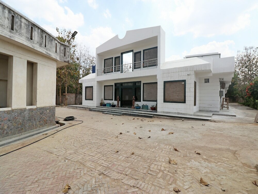 Фото Capital O 30857 The Kd Resort