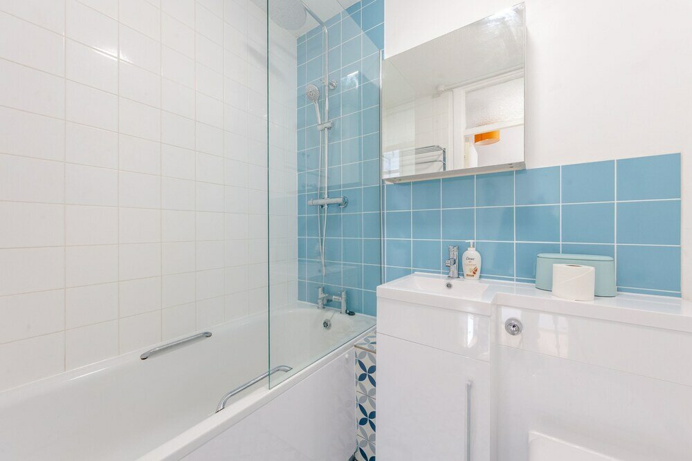 Фото Cosy 1 Bedroom Flat Near Old Street