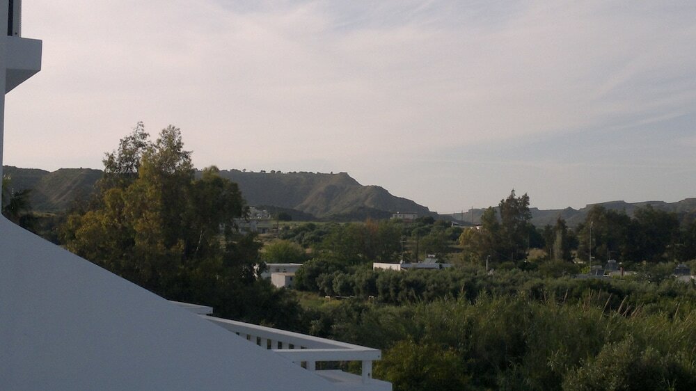 Фото Fania Apartments