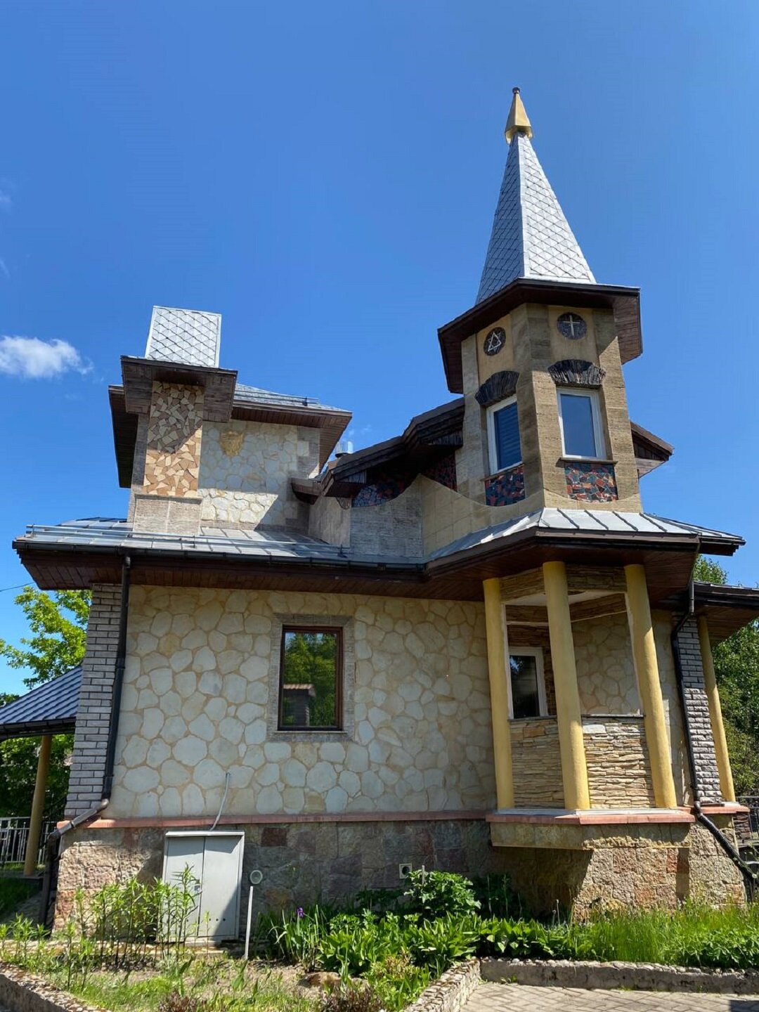 Фото отеля 1