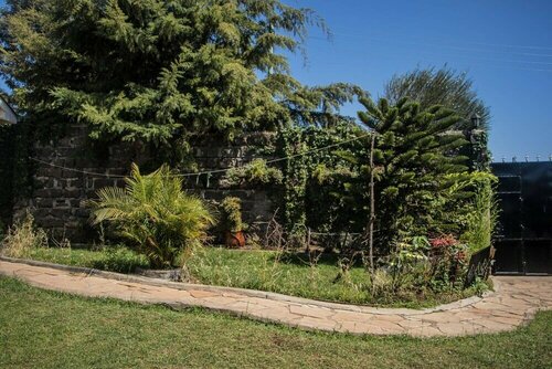 Гостиница Reens Vacation Rentals в Накуру