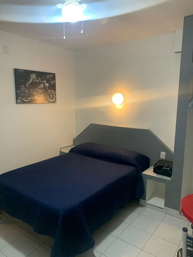 Фото Hotel Posada Jardin