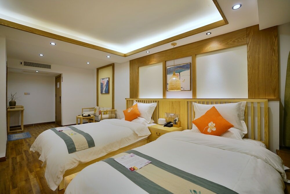 Фото Yuexijiang Boutique Holiday Hotel