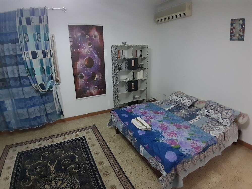 Фото Goldenroom Elbiar