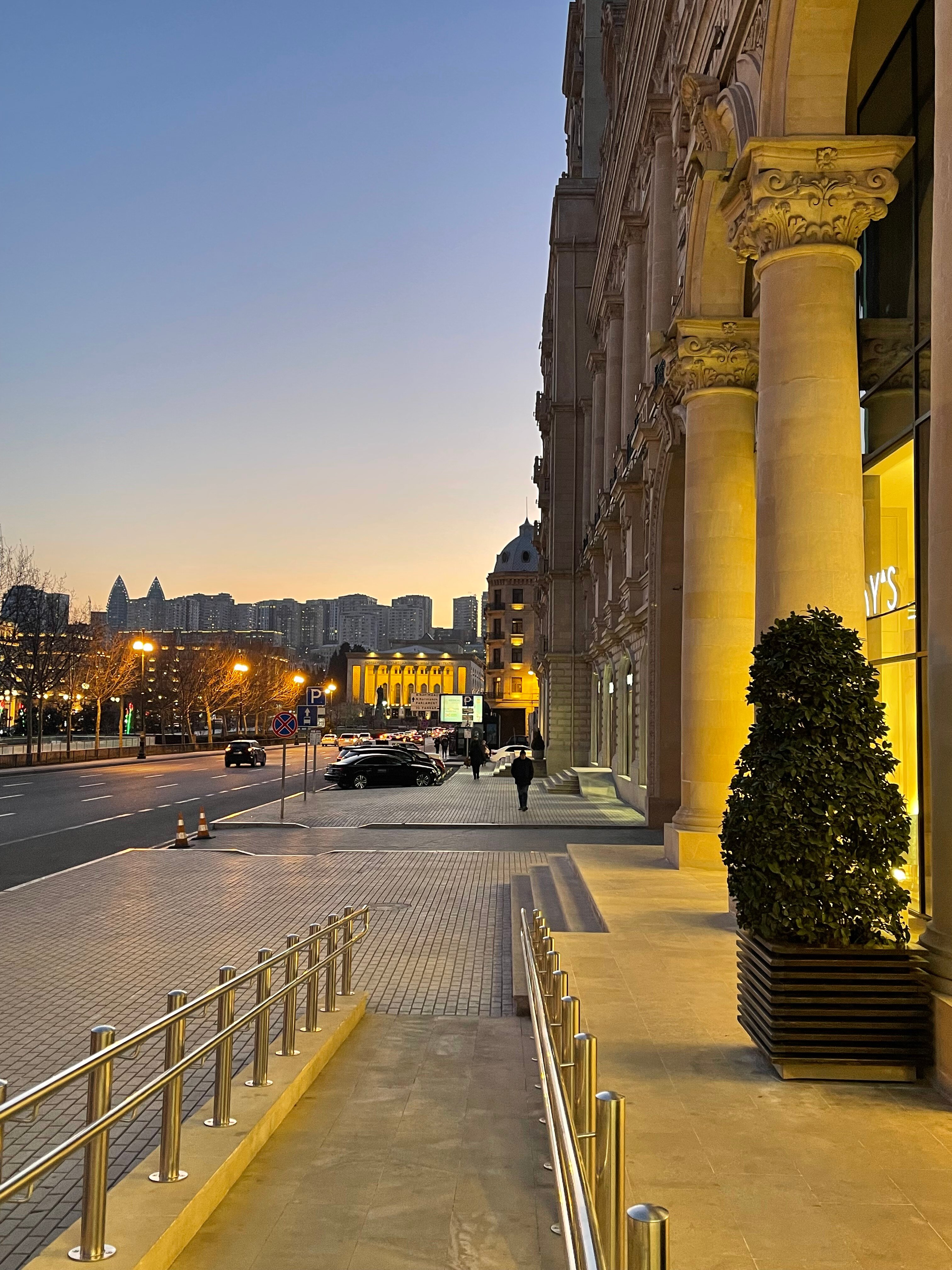 Фото Courtyard by Marriott Baku