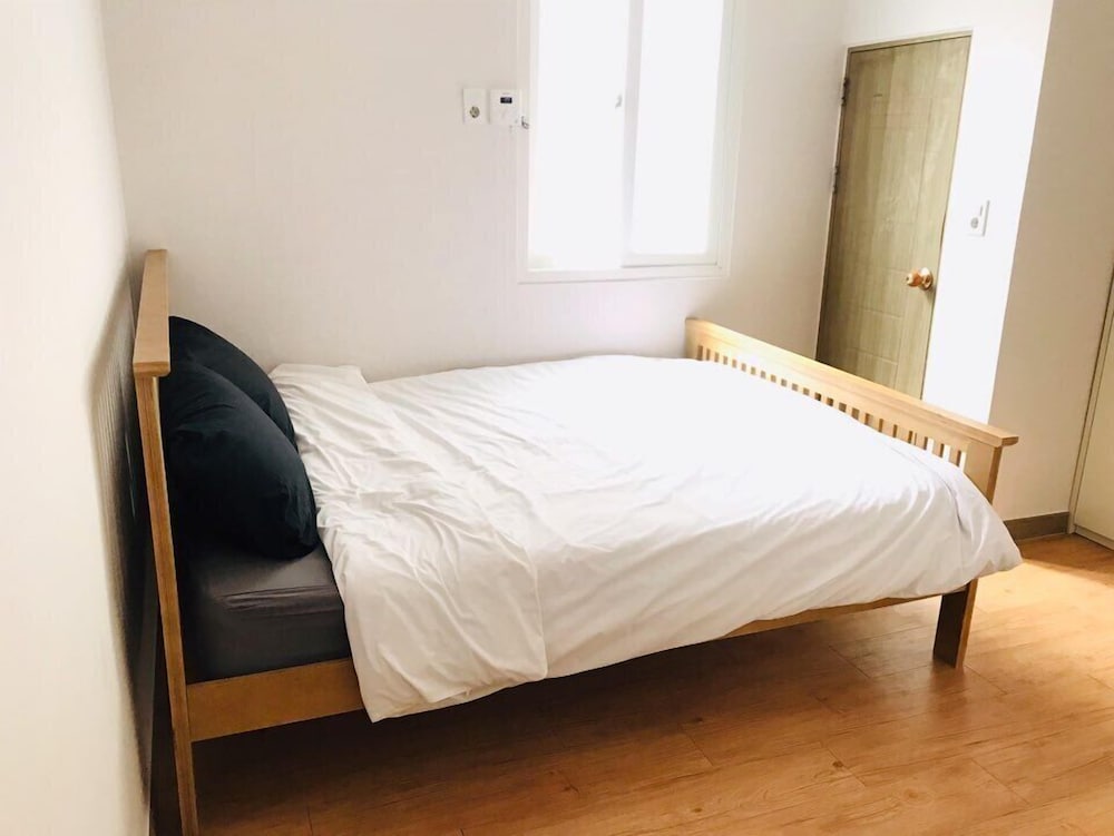 Фото 1 Kay House - Place 4 - Hostel