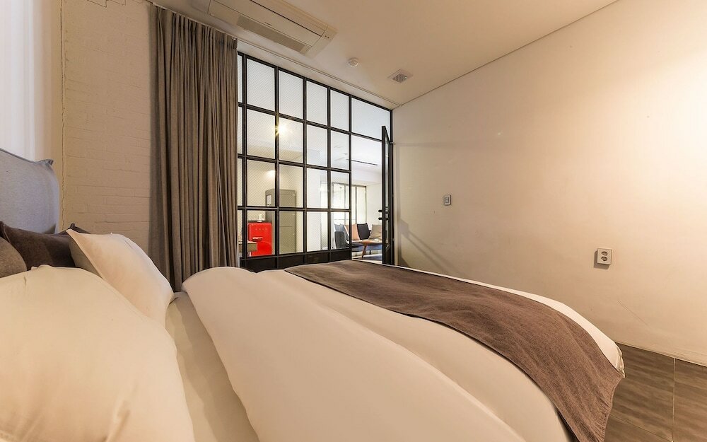 Фото Yongin Army Boutique