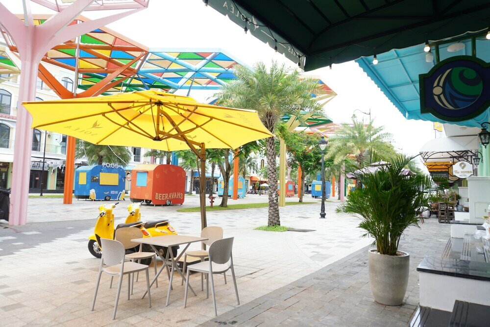 Фото Solea Hotel Grand World Phu Quoc