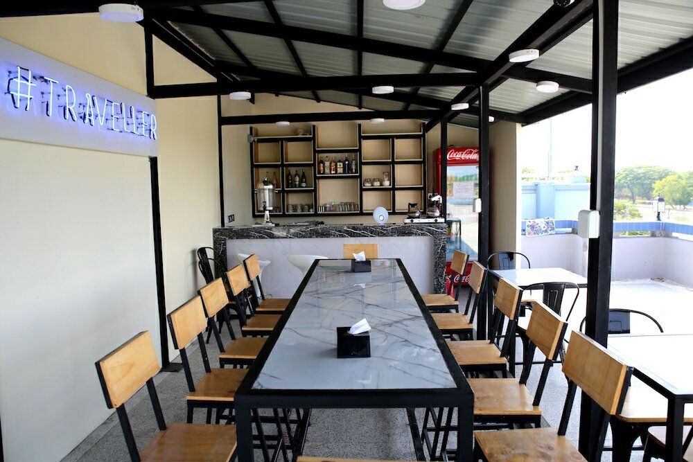 Фото Mansion Hostel Mandalay