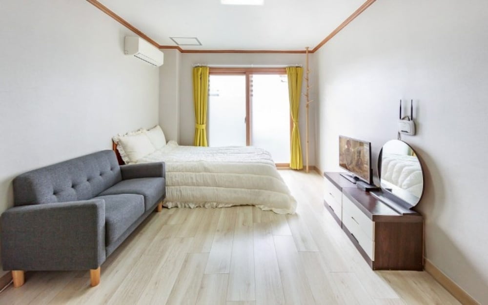 Фото Yeosu Glow Floor Pension