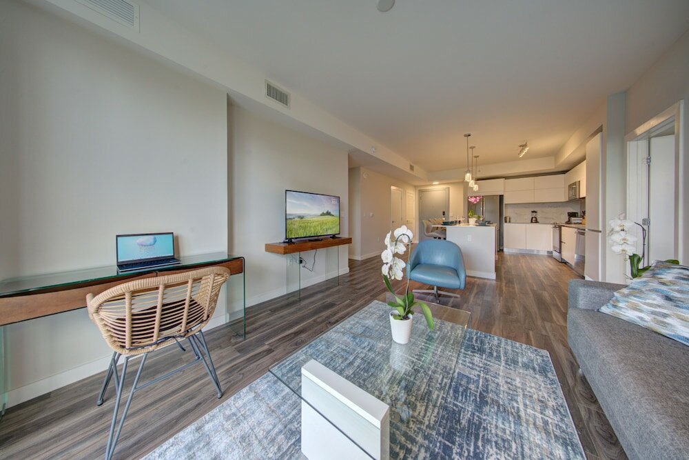 Фото Motif by Moderno