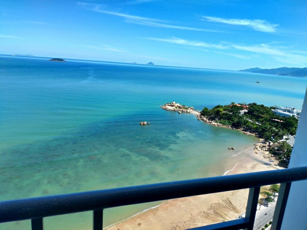 Фото Hqh Sea View Apartment