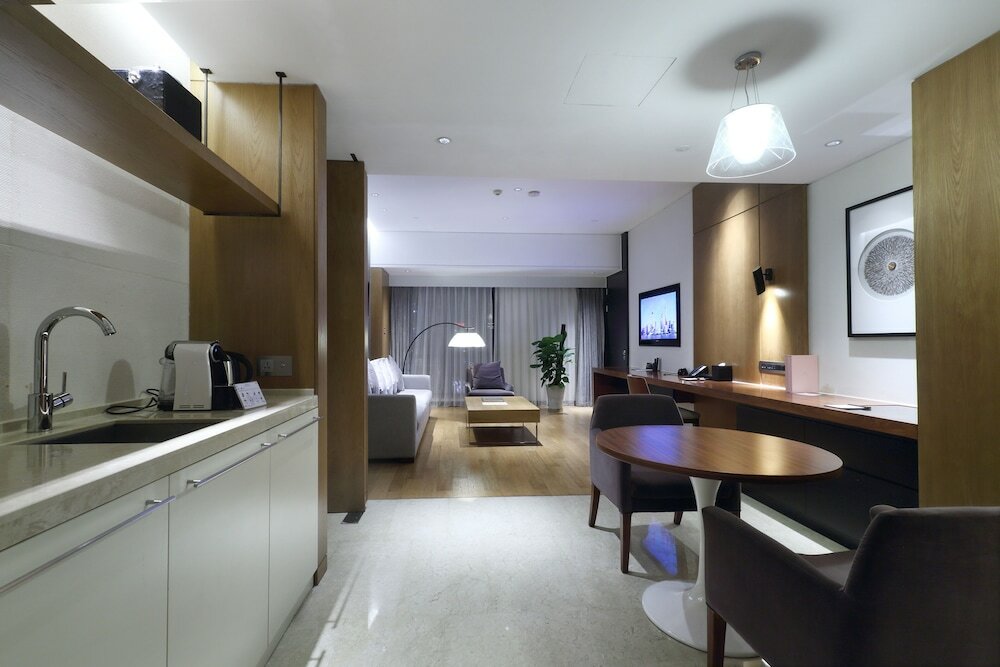 Фото Langham Place Ningbo