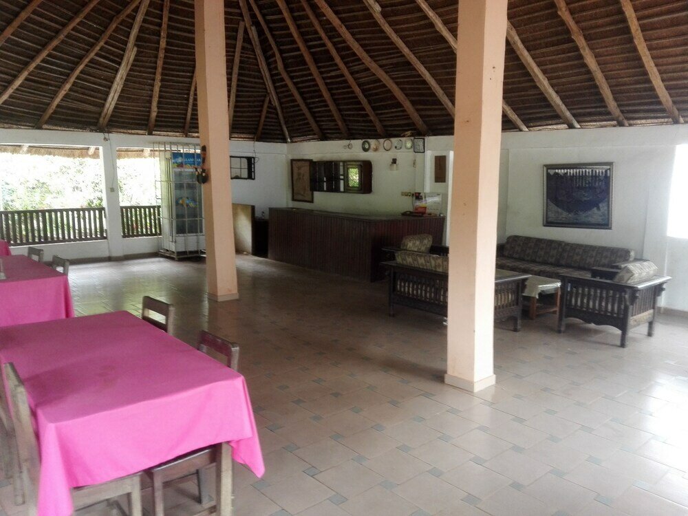 Фото Centre Ayifa Hôtel