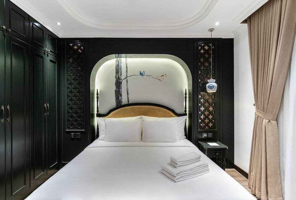 Фото Paradise Suites Nguyen Khuyen