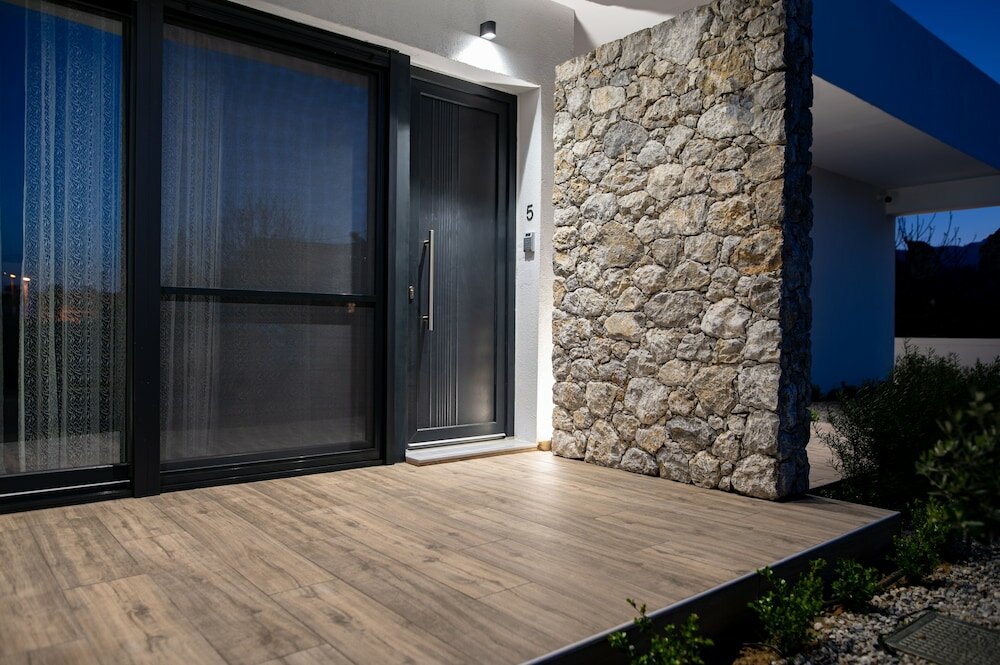 Фото Pebble Garden Orchid