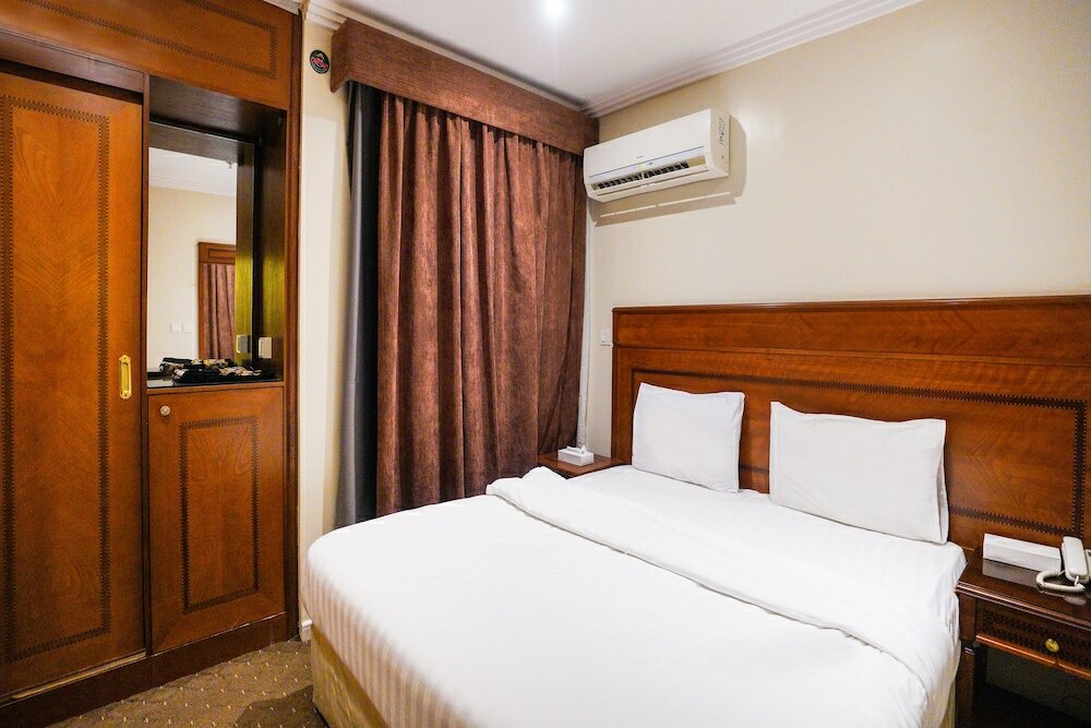 Фото Oyo 650 Dhiyafat Dallah Hotel