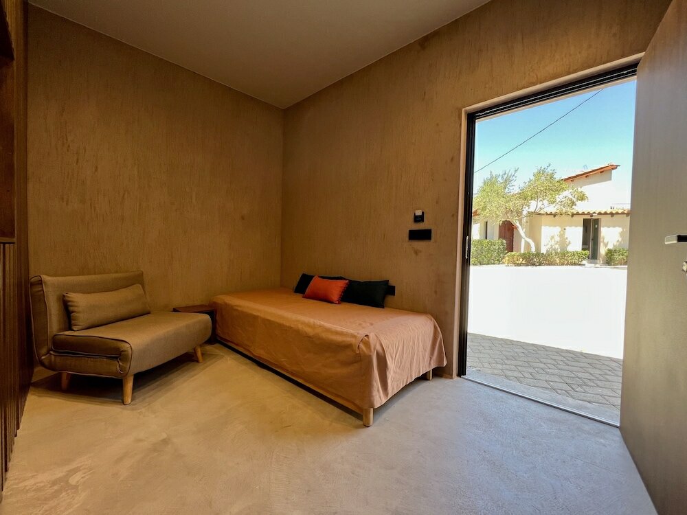 Фото Psamathi L&t