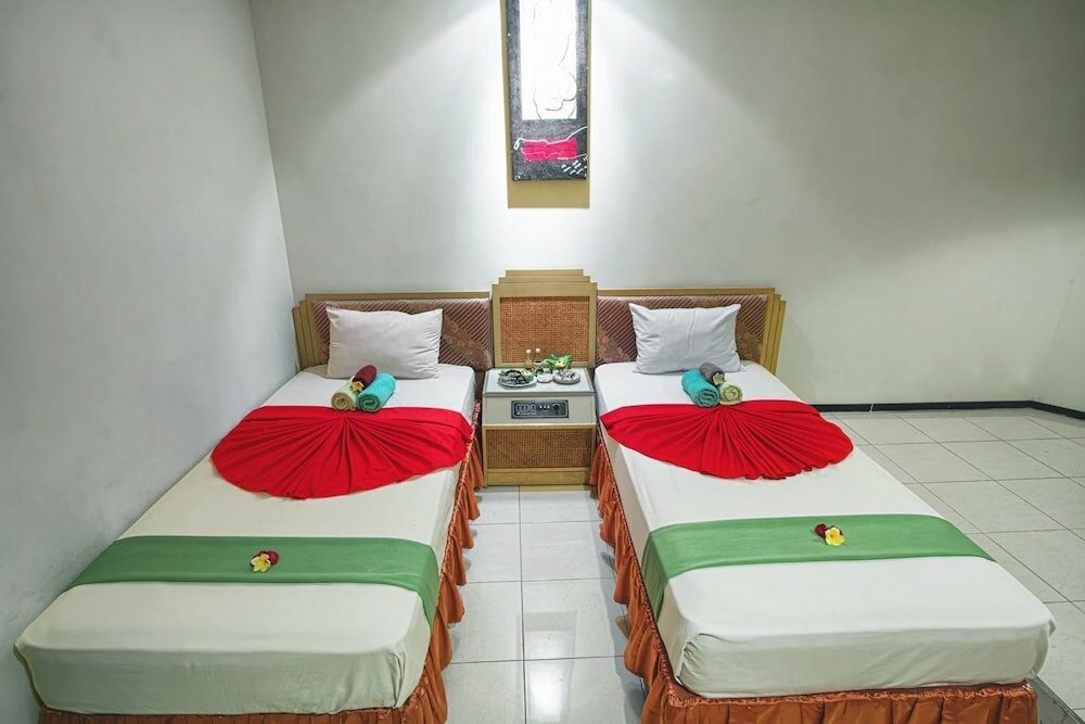 Фото Hotel Montana Dua Malang