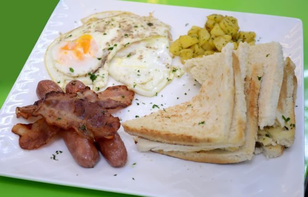 Фото отеля 5